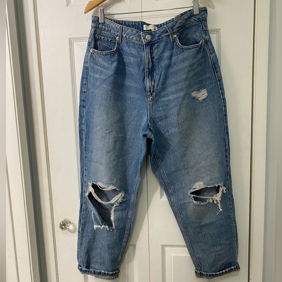 Claudia distressed mom jeans - Picture 1 of 3